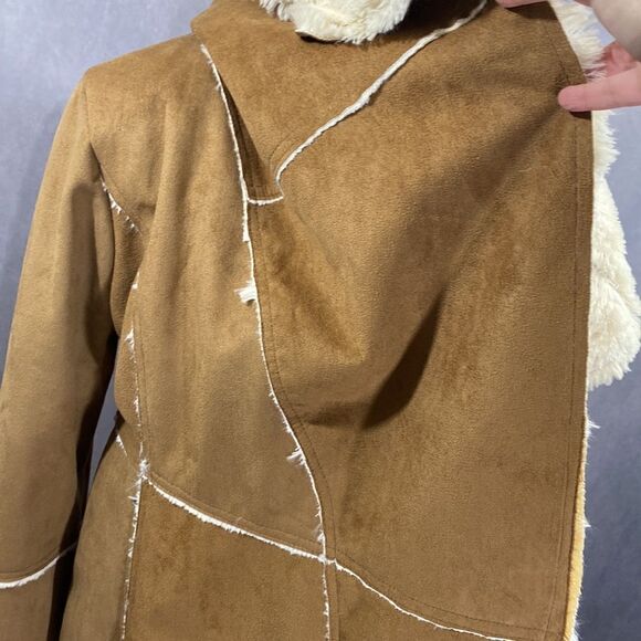 Jane Me Faux Fur Jacket Coat - Picture 6 of 8